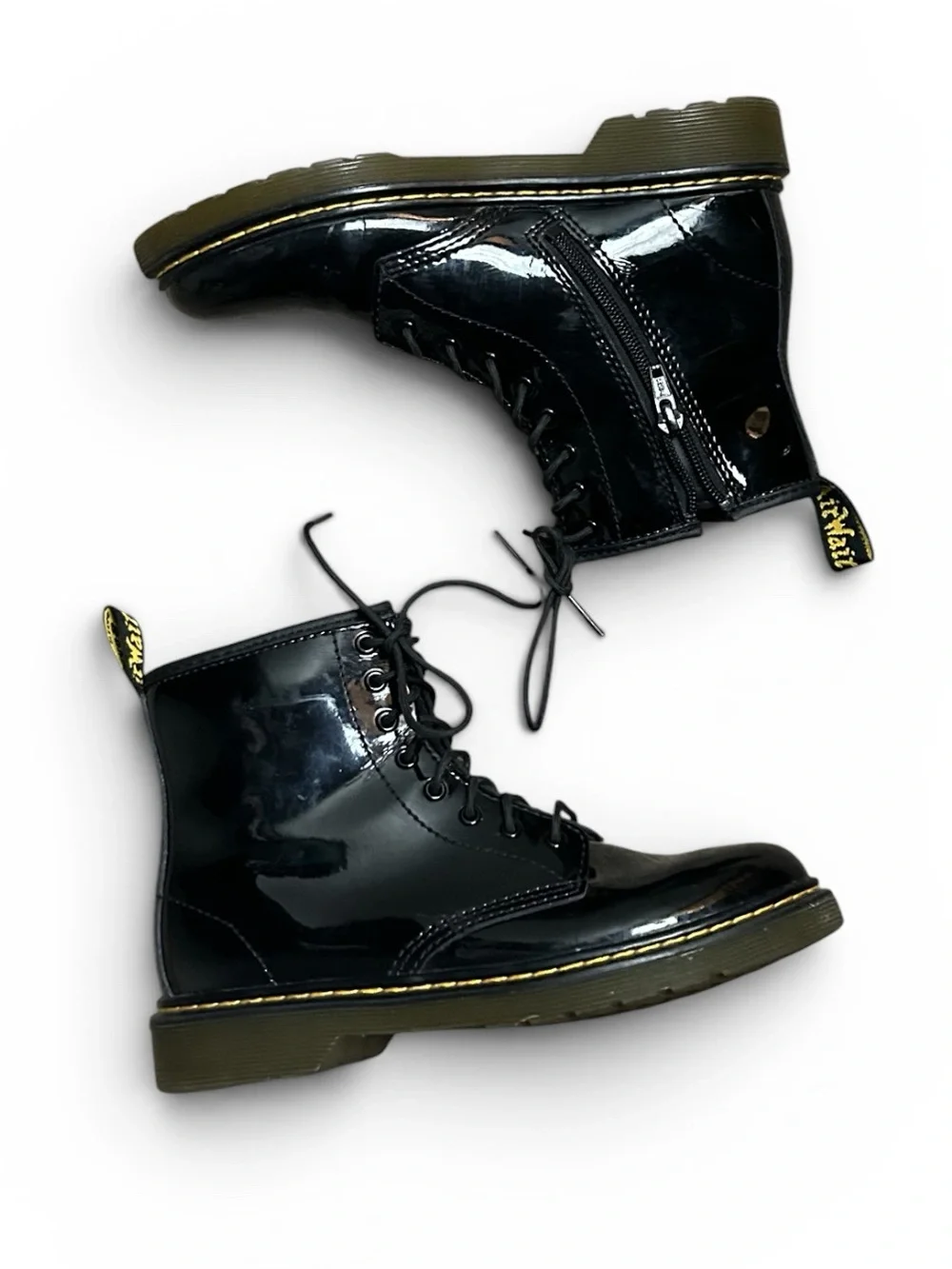 DR. MARTENS JUNIOR 1460 PATENT LEATHER LACE UP BOOTS SIZE 5 BLACK